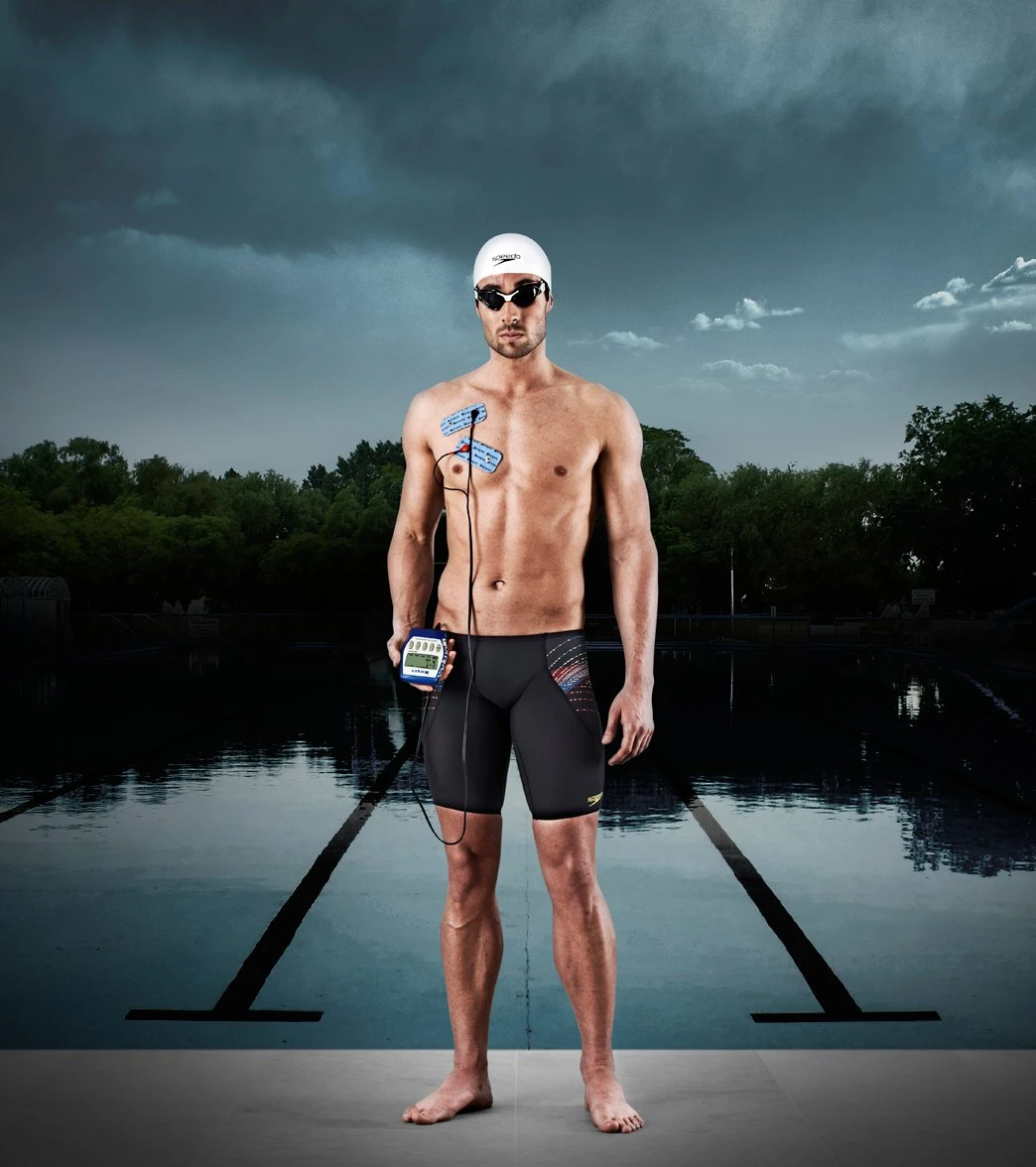 Compex Performance Electric Muscle Stimulation Device - Image 5