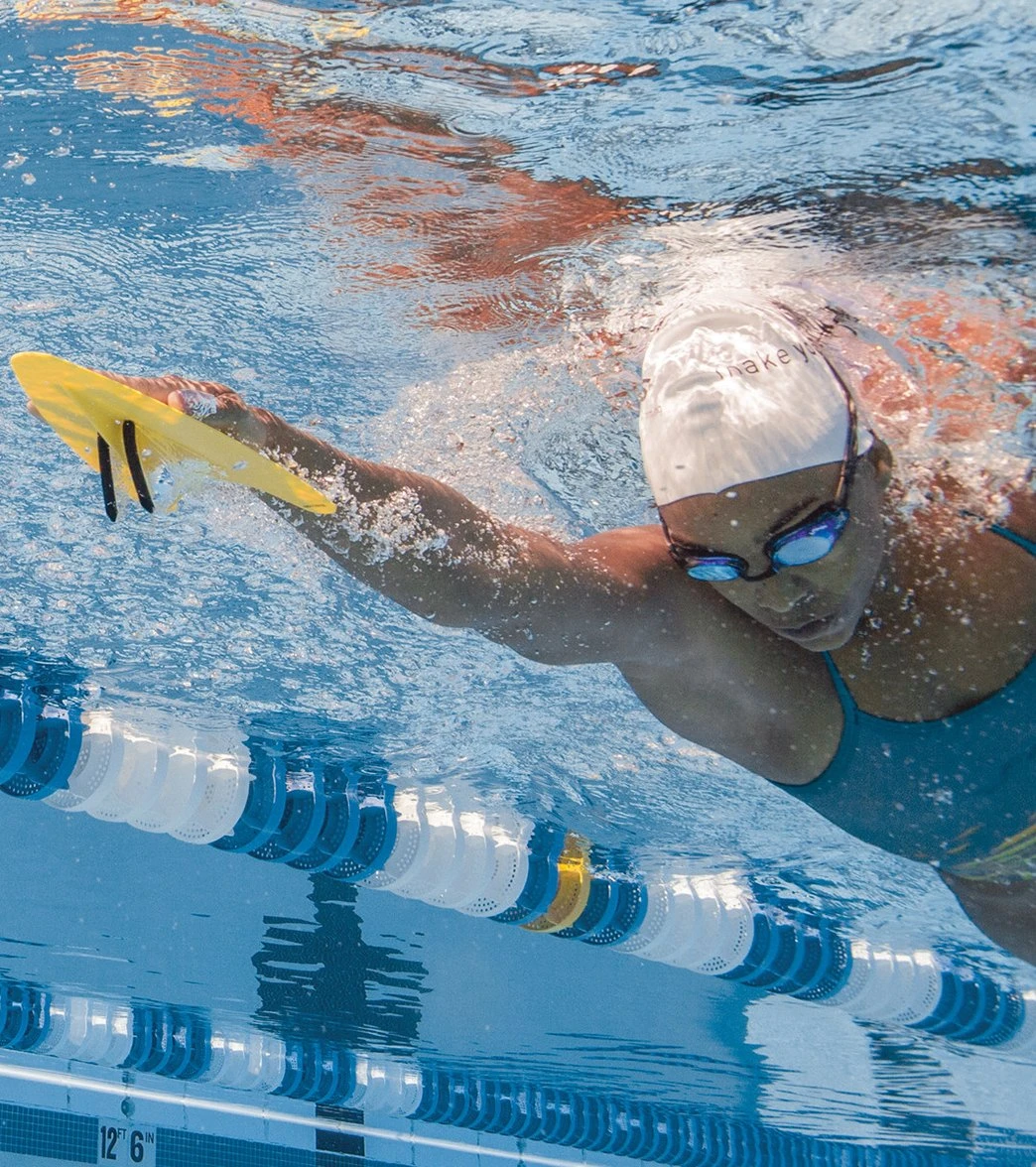 FINIS Freestyler Hand Paddles - Image 8