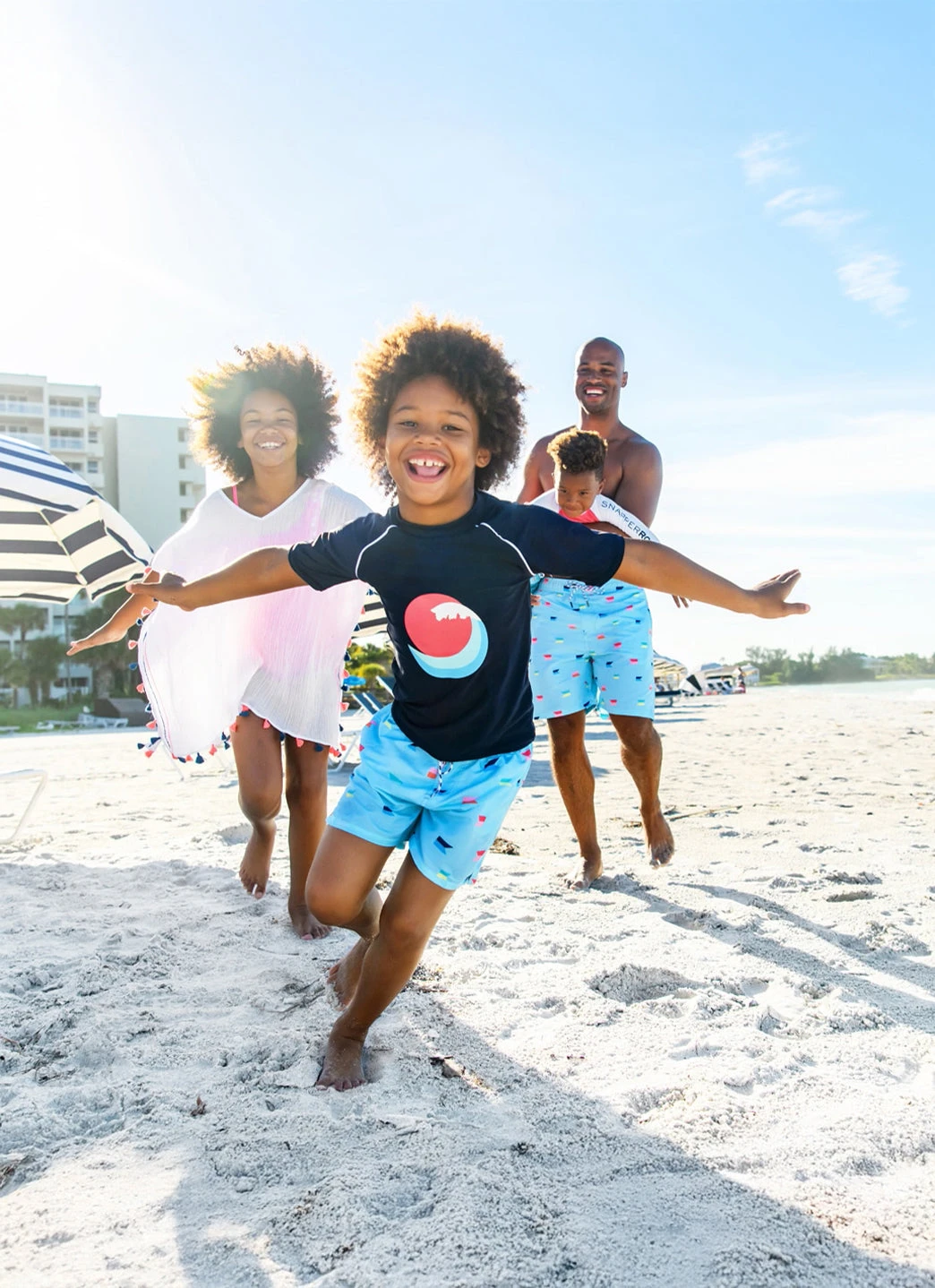 Snapper Rock Boys' Sunset Wave Short Sleeve Rash Guard (Toddler, Little Kid, Big Kid) - Image 4