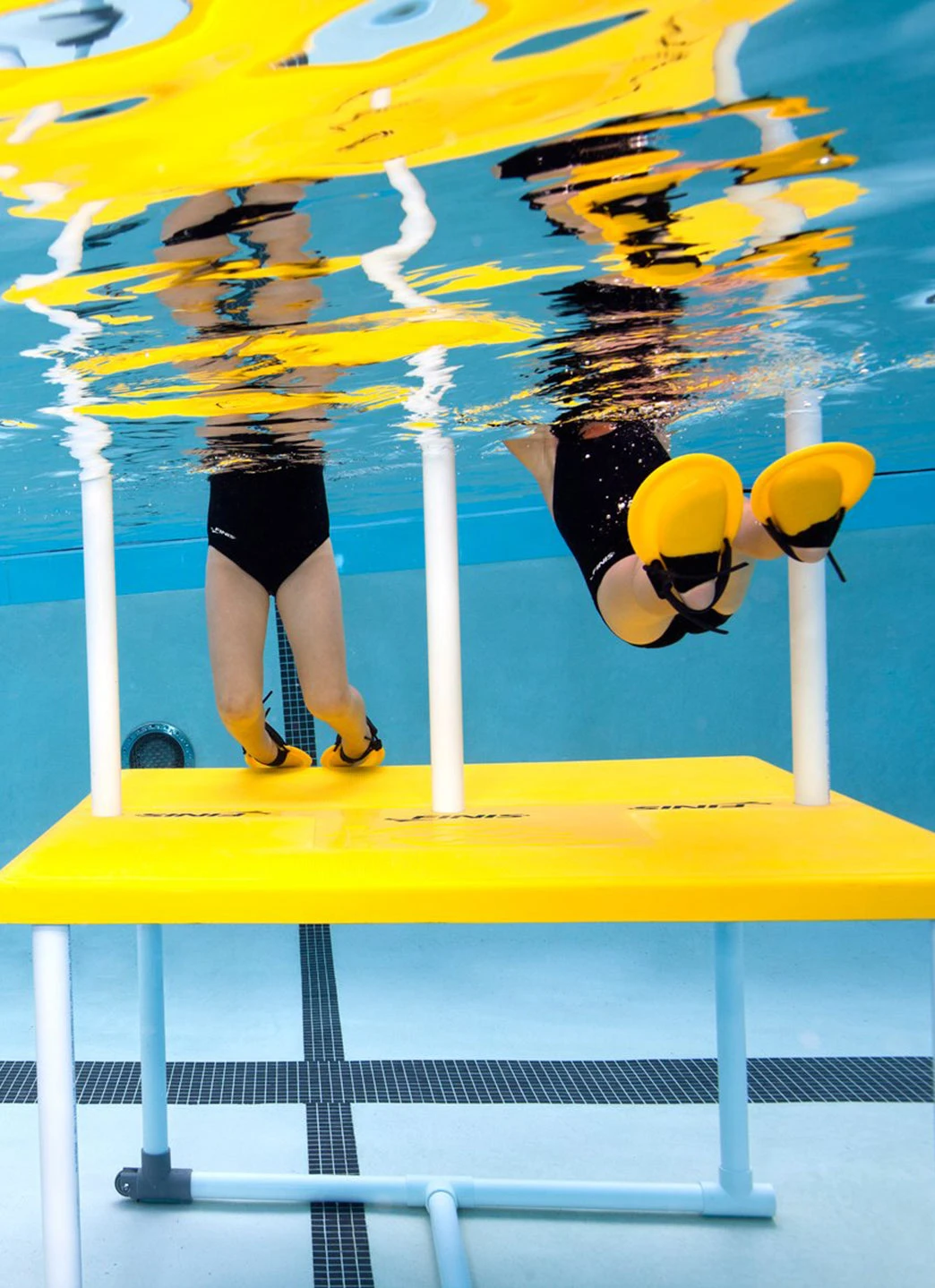 FINIS Swim Teaching Platform 1.2m X 1.1m - Image 3